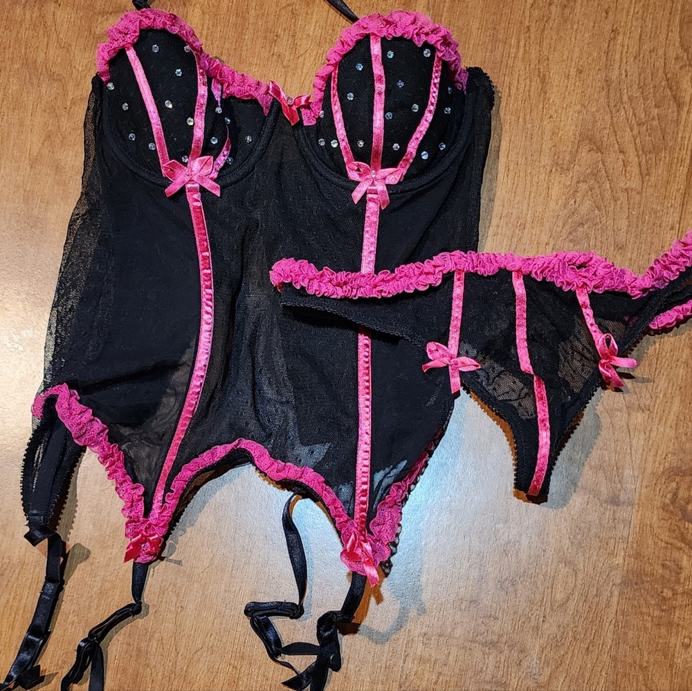 Victoria's Secret Sexy Little Thing Black With Pink Trim Corset And Panty Set, S